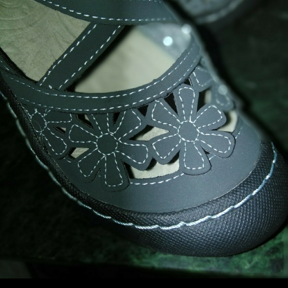 Women's JAMBU Vegan Blossom/Charcoal-Blueish